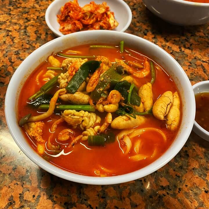 하니칼국수-알곤이칼국수