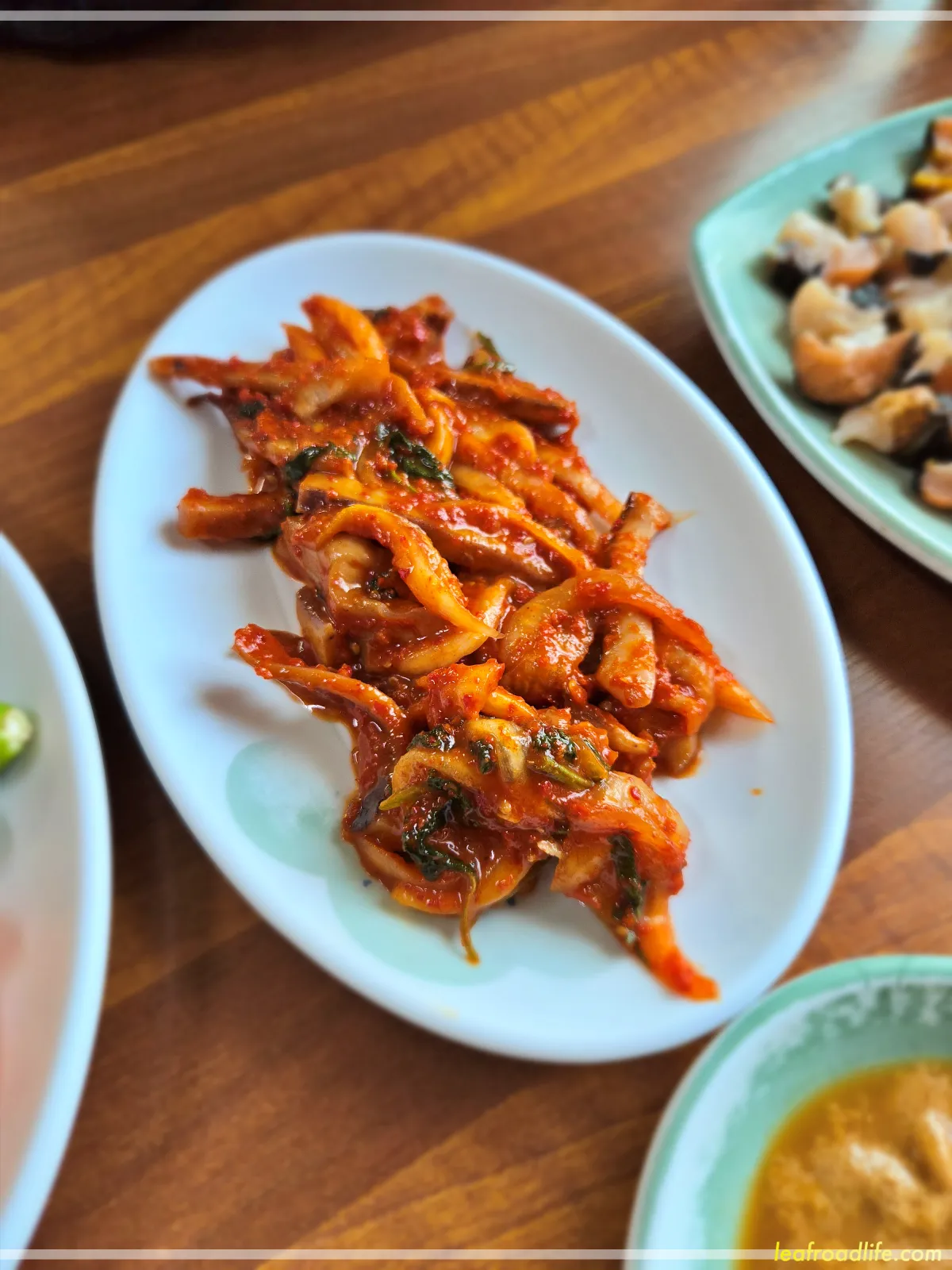 제주도-섭지코지-해녀밥상-오징어무침