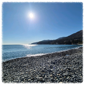 망치몽돌해수욕장