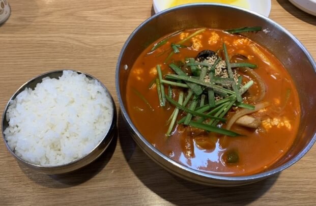 생방송투데이 한우물의 법칙 시흥시 오이도 짬뽕순두부 맛집 강릉짬뽕순두부