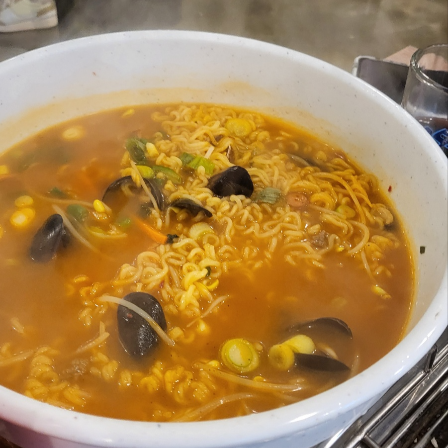 해와 회&#44; 해물라면