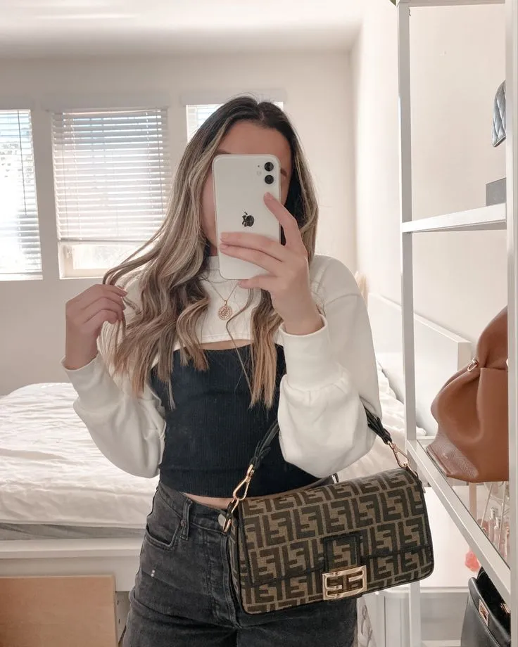 명품백-브랜드-순위-펜디-바게트백