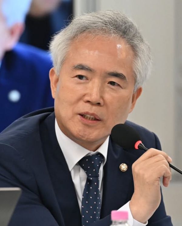 양부남