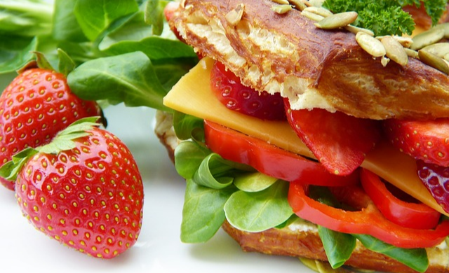 딸기샌드위치 도시락