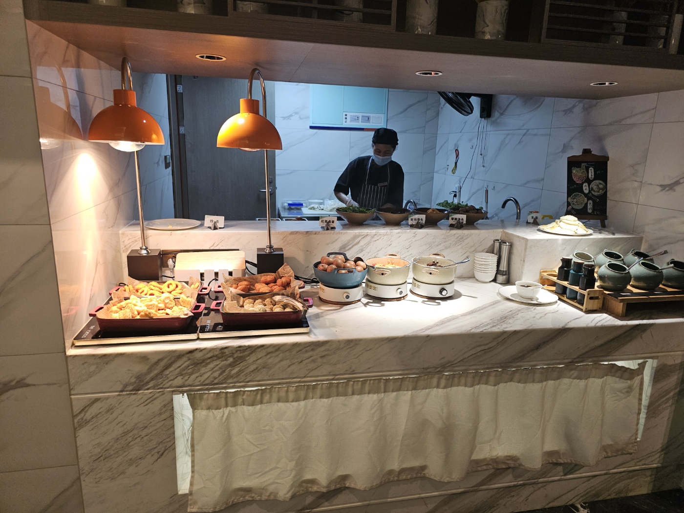 24.9월-장자강&우시 : 1) 출국 & 장자강시 Atour Hotel