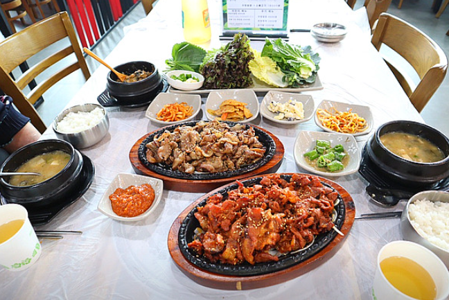 에버랜드 맛집 "봄날쌈밥" 음식