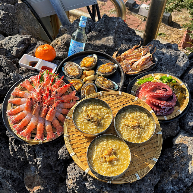 제주 성산 맛집 베스트 현지인추천 제주도여행 온평바다한그릇,독고집,성산바다풍경,전망좋은횟집&amp;흑돼지,몰마농그대와함께해물라면,성산타쿠마스시,꽃담수제버거,성산봄죽칼국수,성산고등어쌈밥김치찜,미향해장국