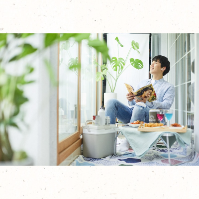 집에서 파티하는 크리스마스 이브