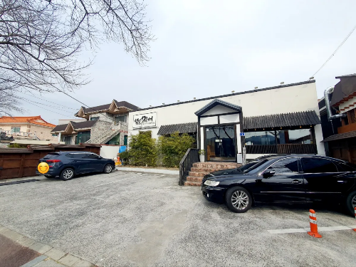 댓잎-장어-주차장