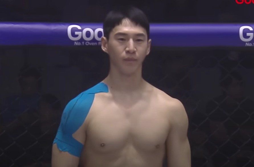 윤형빈vs밴쯔 출처: 유튜브 ROAD FIGHTING CHAMPIONSHIP