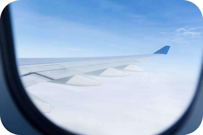 항공기-날개-창가뷰-맑은-하늘