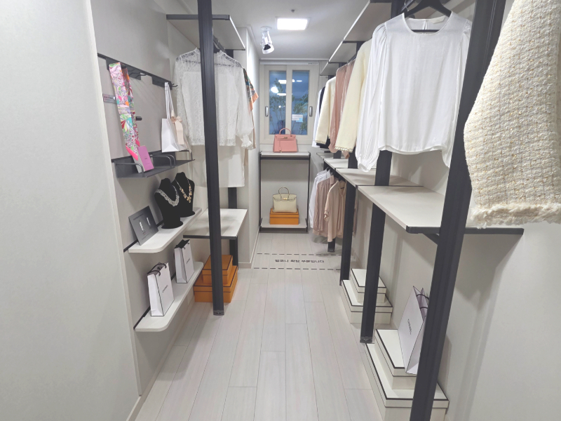 고진역을 통해 분당선 환승이 가능하며, 판교 및 강남권으로의 접근성이 양호