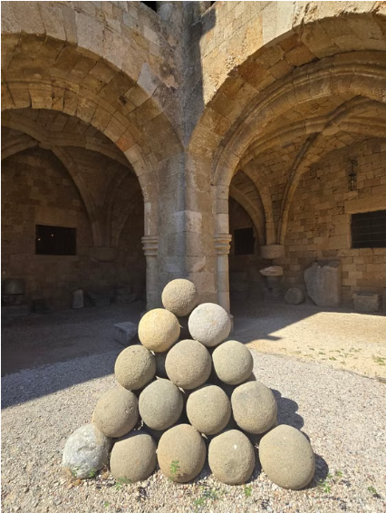 코스타리카의 거대한 돌구슬(Stone Spheres of the Diqu&iacute;s), 천 년 전 사람들은 왜 거대한 돌을 둥글게 깎았을까?