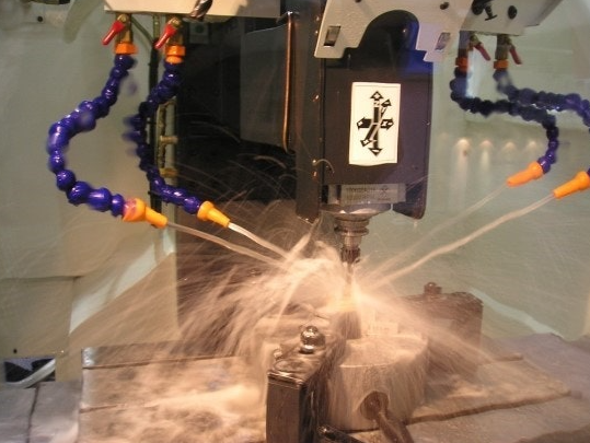 절삭유 관련 사진