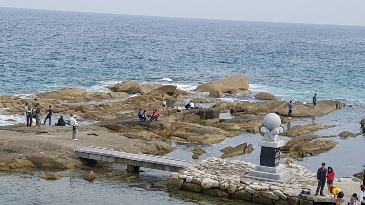 강릉가볼만한곳-주문진아들바위