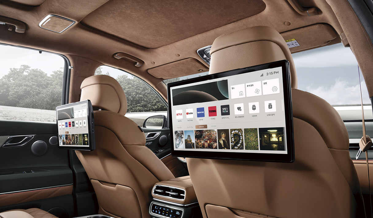 제네시스 순정 블랙박스 빌트인캠 옵션: 차량 내장형이라 배선이 깔끔한 장점