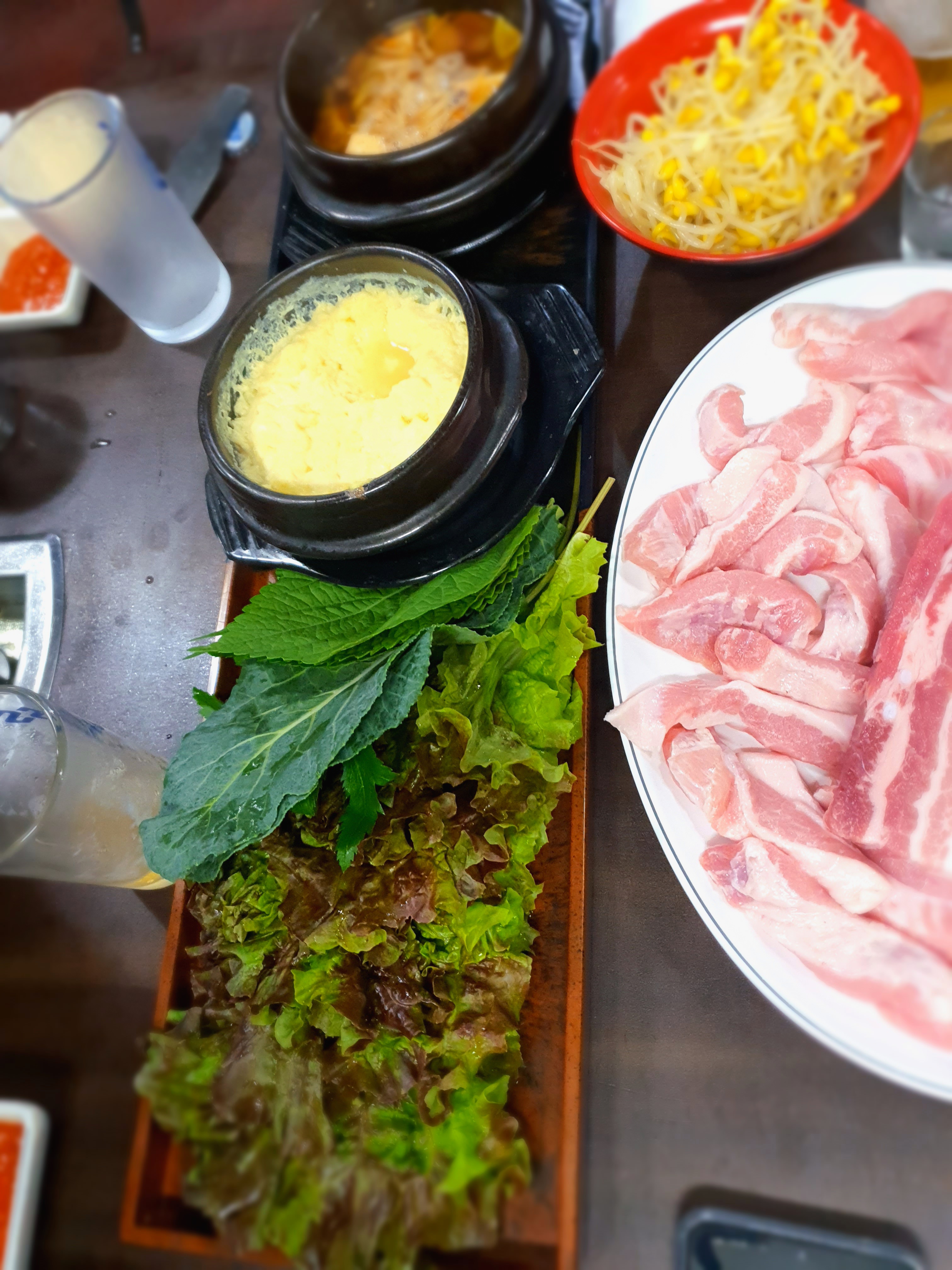 야채와-계란찜이-함께-세팅됩니다.