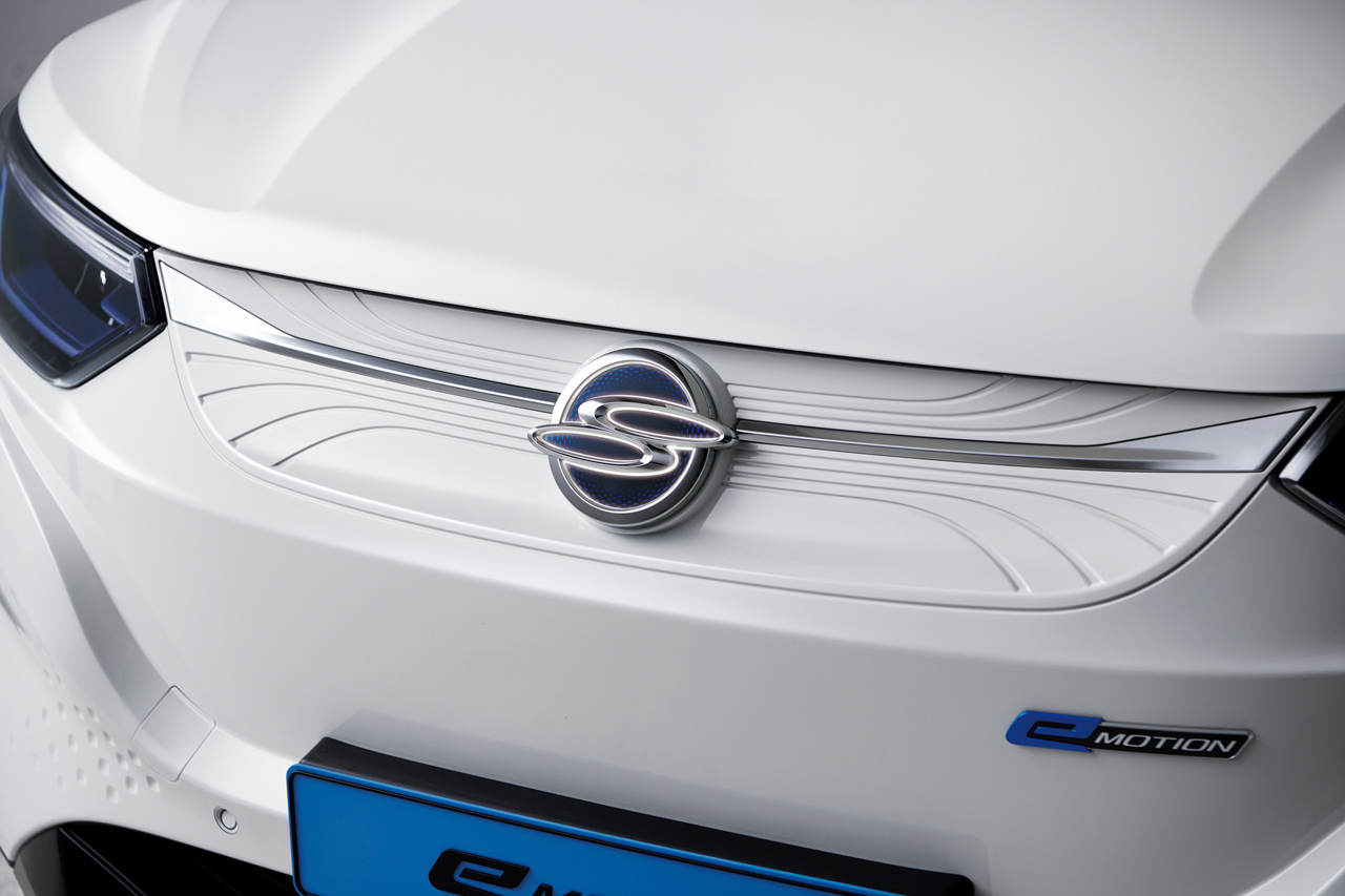 쌍용 코란도 이모션 차량 이미지