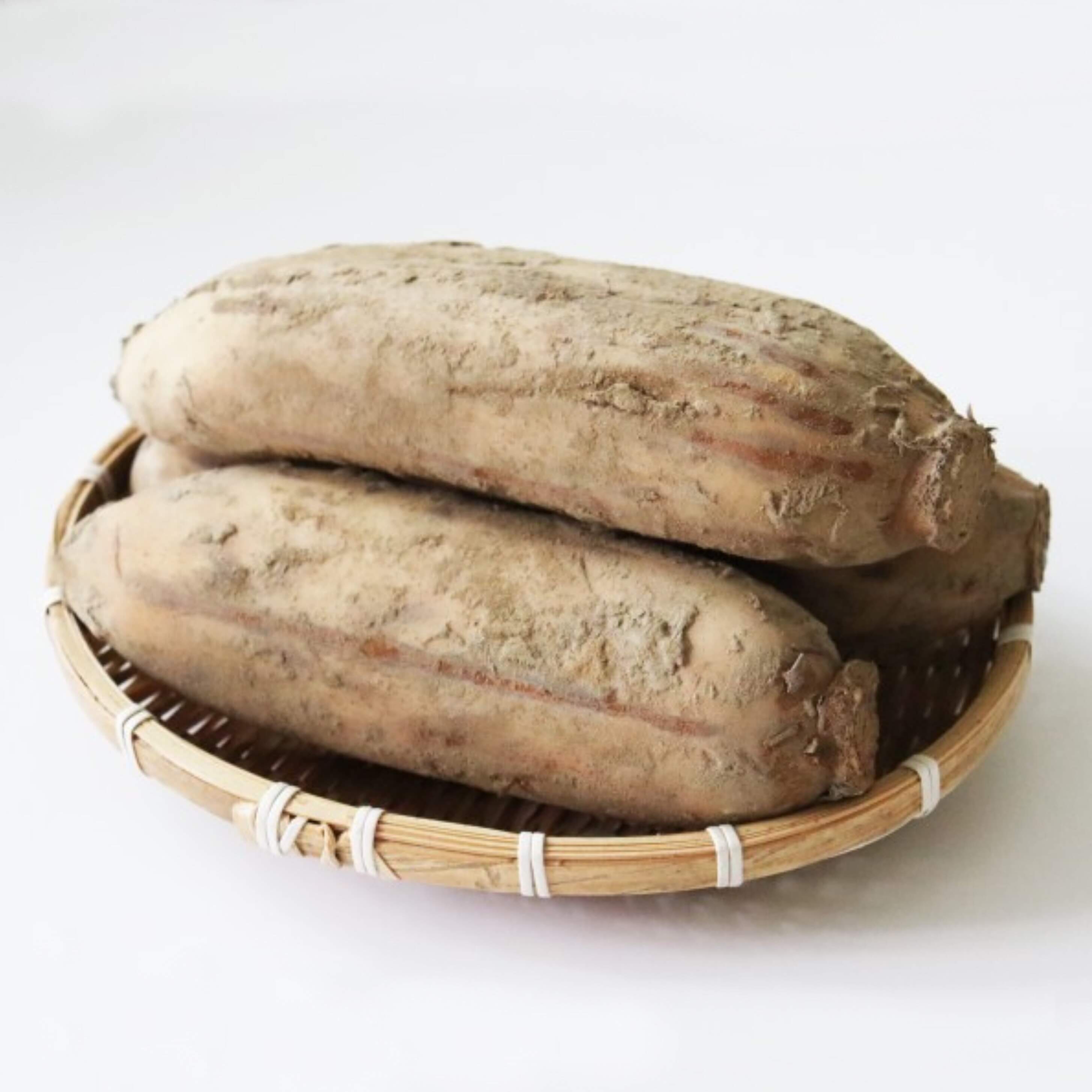 독특한 맛과 식감 덕분에 다양한 요리에서 사용됩니다