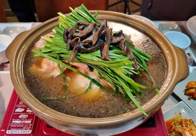 오늘N 할매식당 능이오리백숙 닭볶음탕 연천 맛집 정보