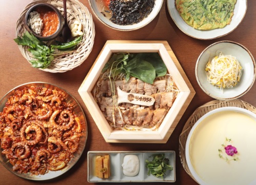생생정보 고수의 부엌 부산 광안리 낙지볶음과 편백보쌈 맛집 부산 청산 1954 광안리 본점