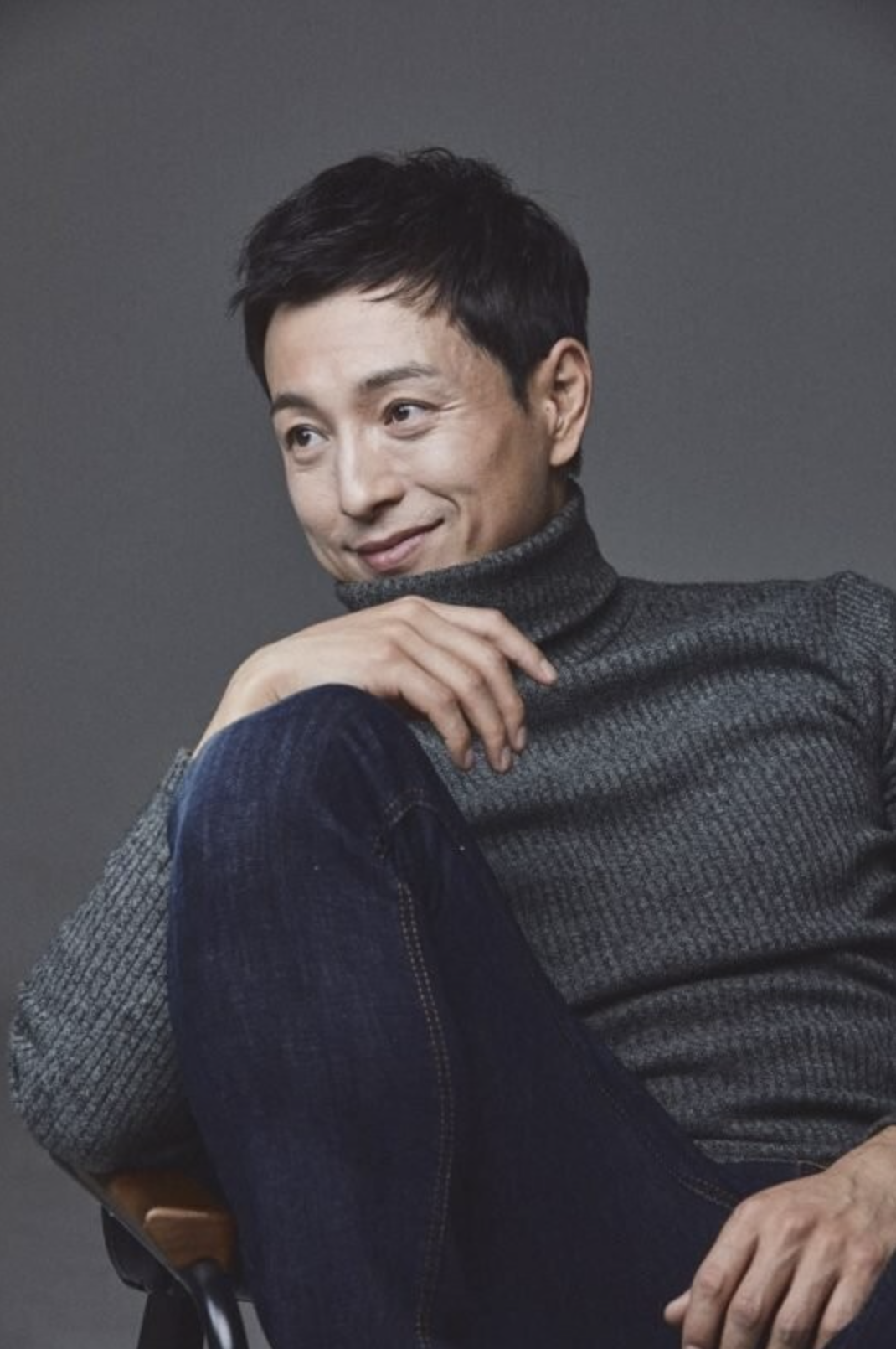 정성일 화보