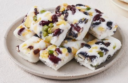 한국의 떡 종류 콩떡