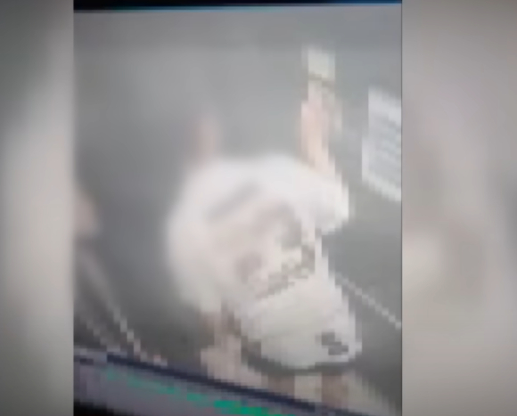 대중 반응과 온라인 커뮤니티의 목소리