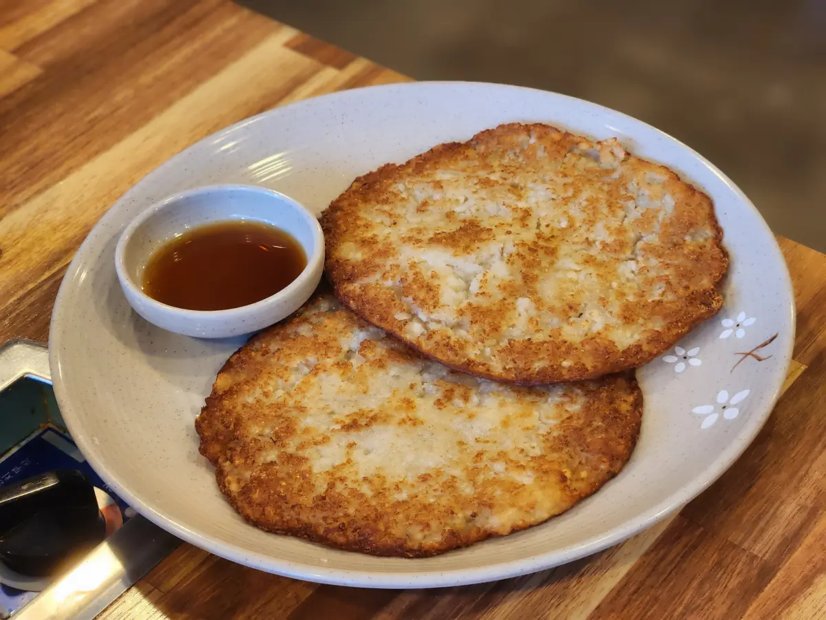 양주-송추-맛집-갯촌칼국시-사이드-감자전-고소하고-바삭함