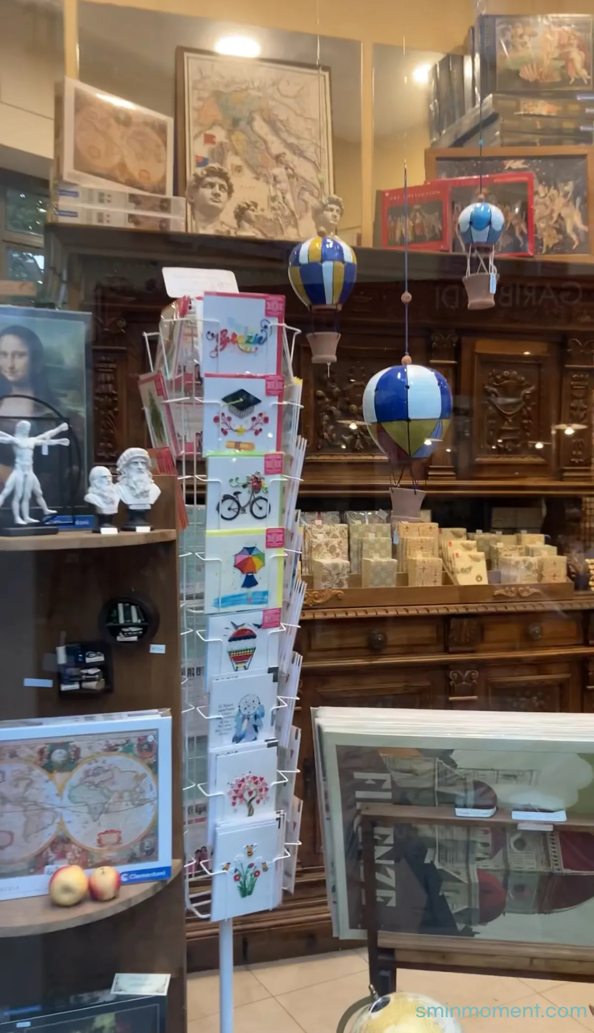 이탈리아-피렌체-기념품-선물-편집숍-쇼핑-갈만한곳-쇼윈도