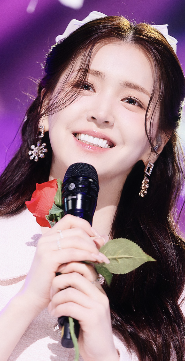 김지은19