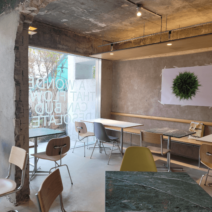 새로지은-카페-아늑함