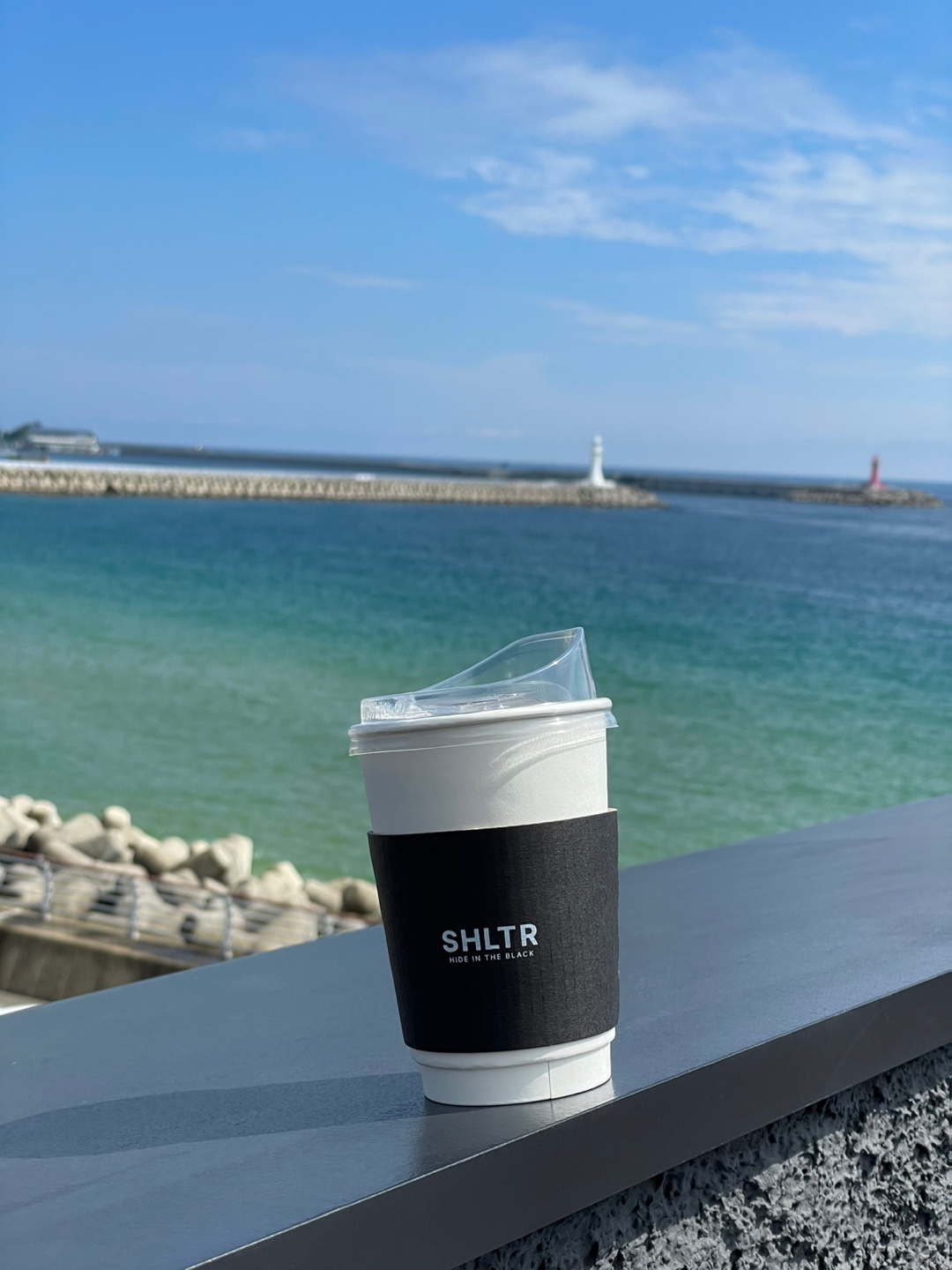 속초 오션뷰 카페 셜터