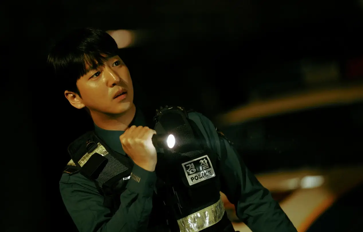 공포영화-귀시-출연진-OTT-줄거리