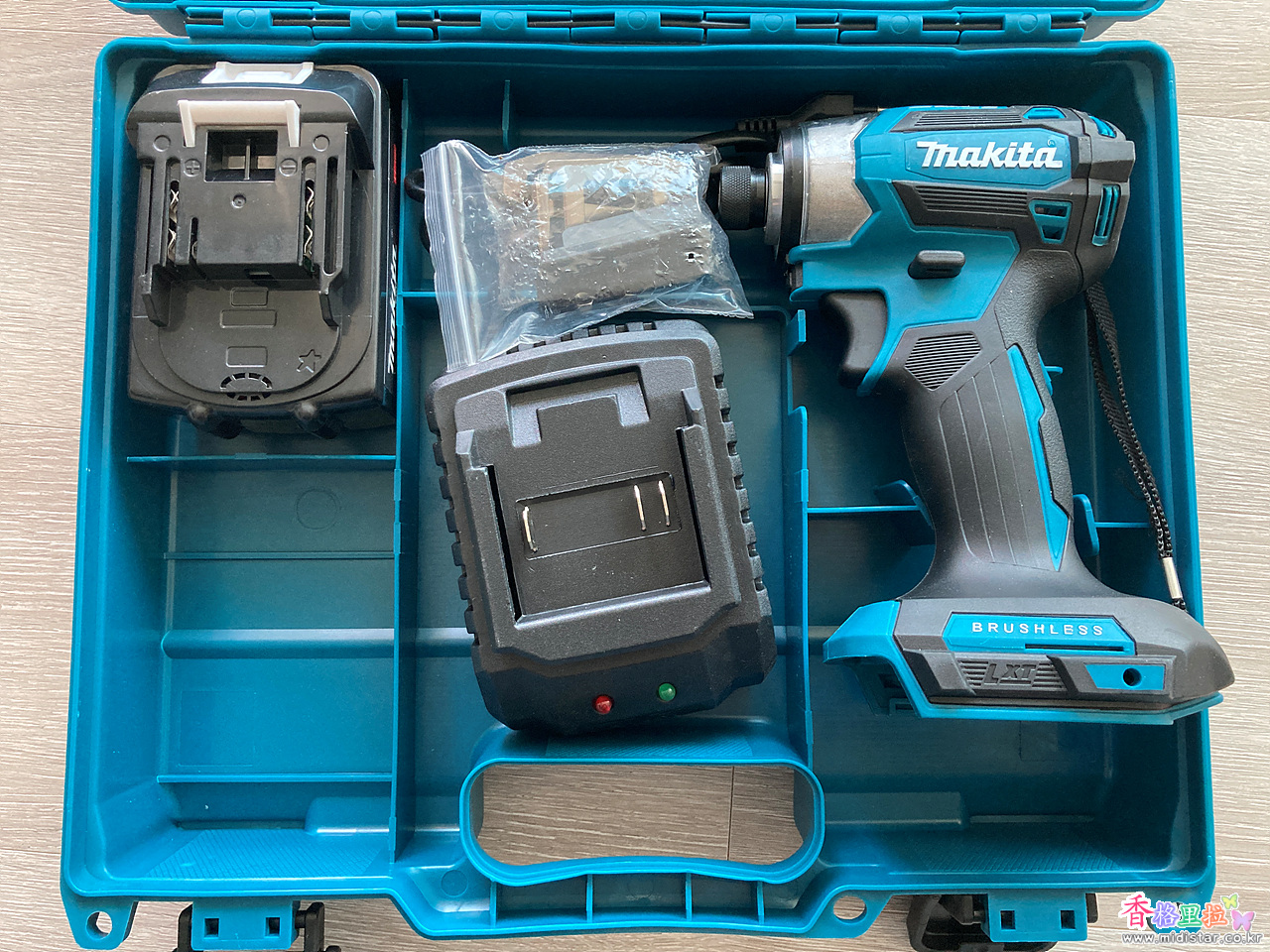 Makita DTD173 구성품