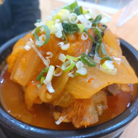 묵은지 뼈해장국