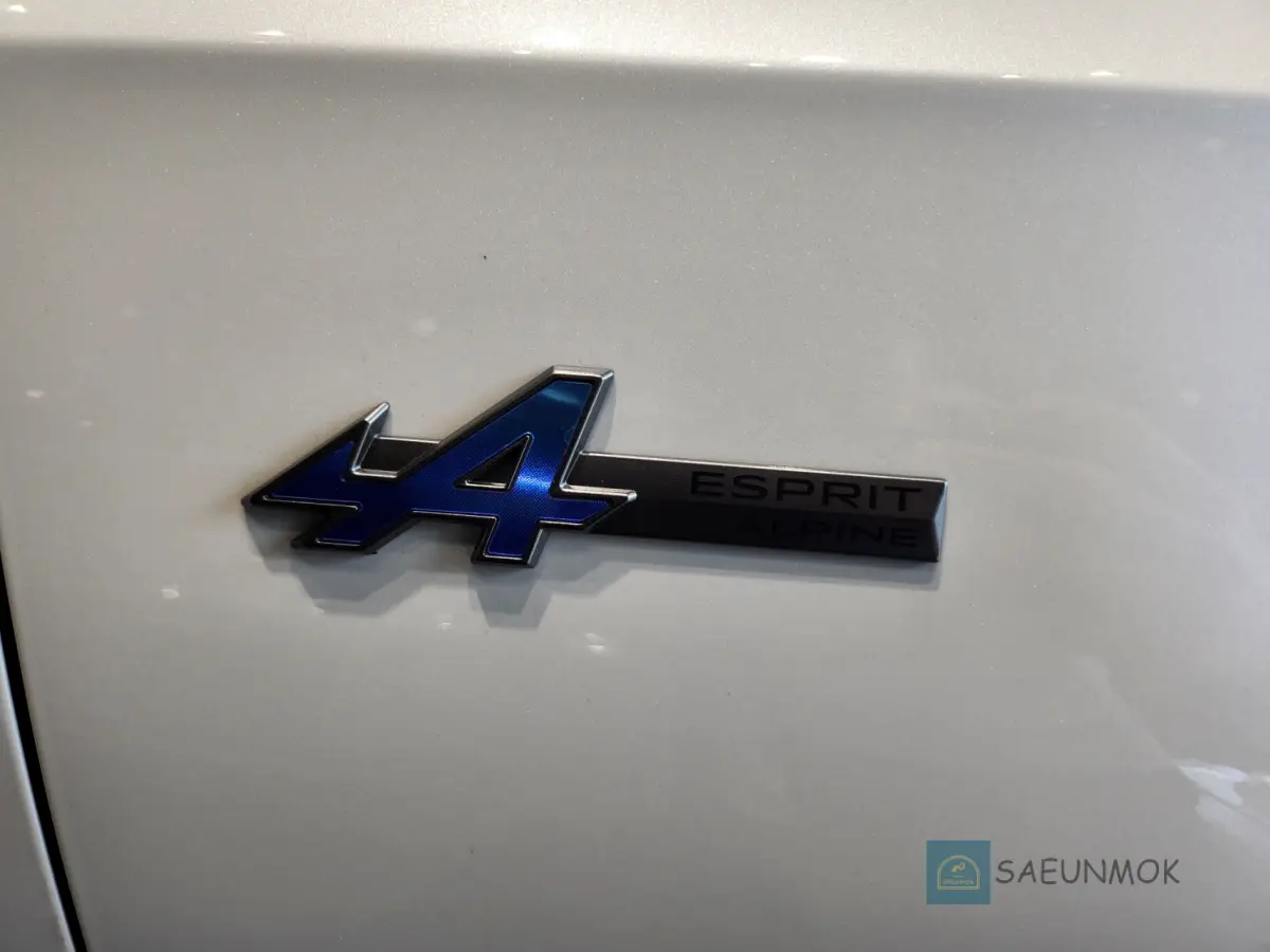 르노-그랑-콜레오스--알핀-마크