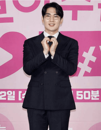 엄태구 출연 드라마 놀아주는 여자