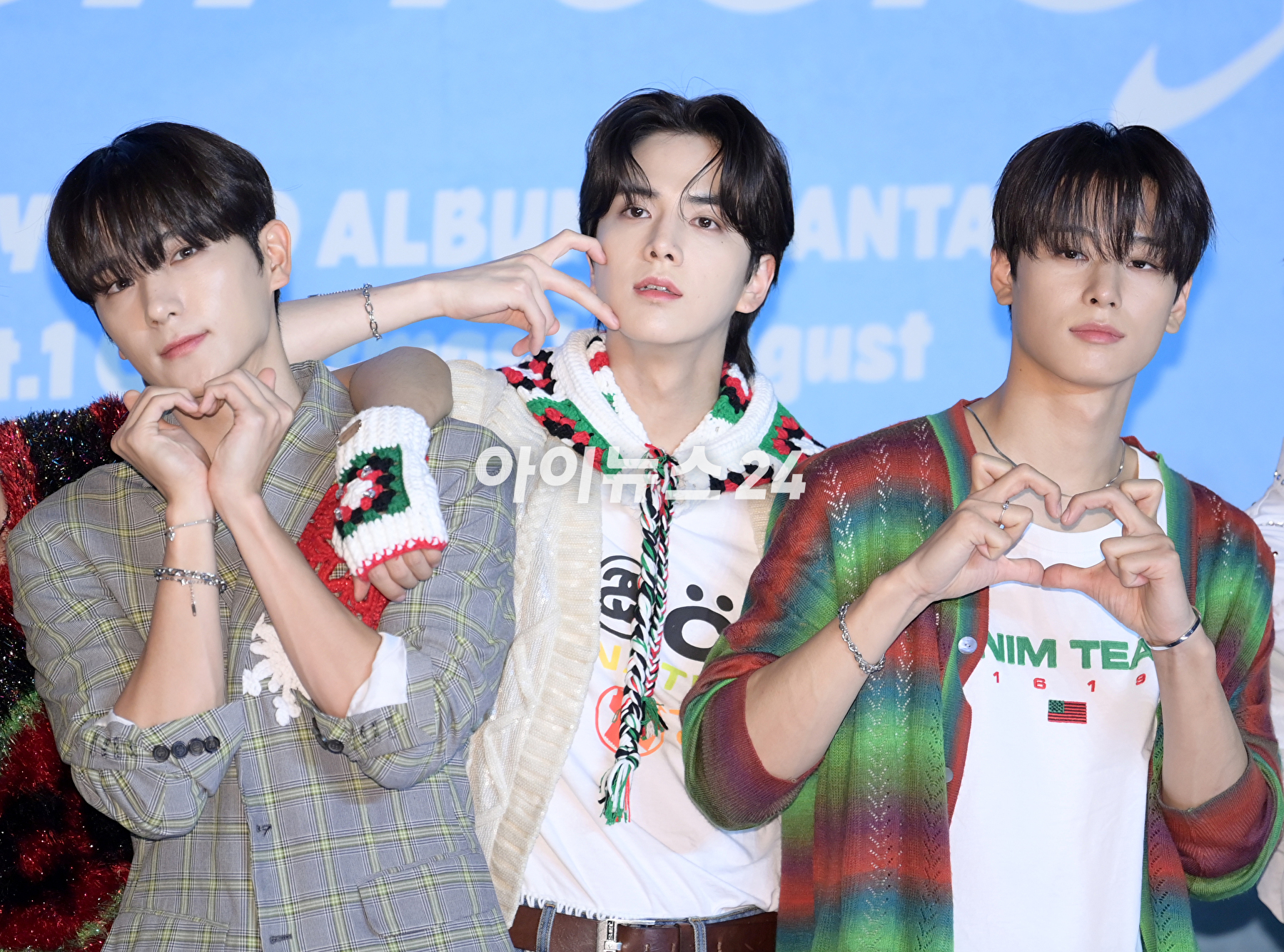 그룹 더보이즈(THE BOYZ)가 7일 오후 서울 영등포구 영등포 CGV에서 열린 더보이즈 두번째 정규앨범 '판타지'(PHANTASY) 기자간담회에 참석하고 있다. [사진=정소희 기자]
그룹 더보이즈(THE BOYZ)가 7일 오후 서울 영등포구 영등포 CGV에서 열린 더보이즈 두번째 정규앨범 '판타지'(PHANTASY) 기자간담회에 참석하고 있다. [사진=정소희 기자]