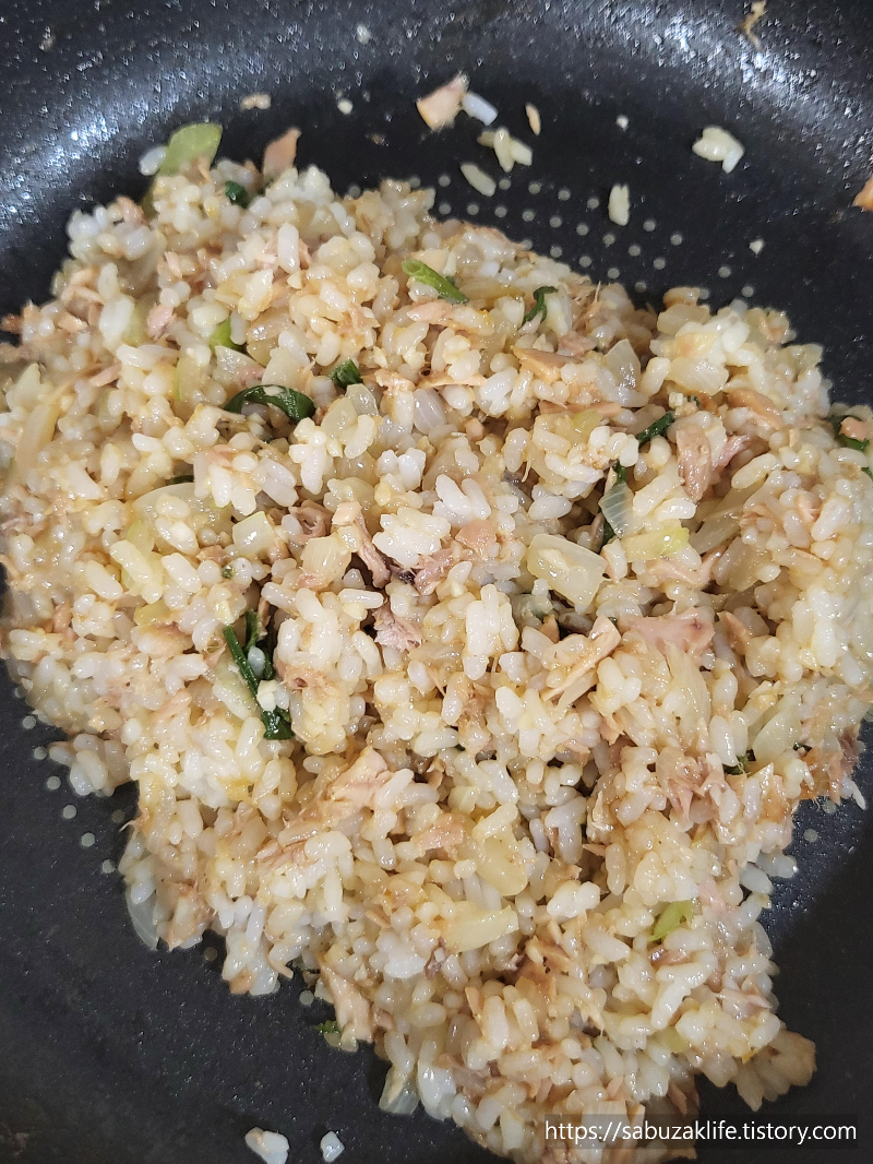 참치계란볶음밥 만들기 9