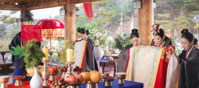 아이유 변우석 결혼식! 21세기 대군부인 7회, 계약결혼 로맨스 2막 관전 포인트와 인물관계도 분석