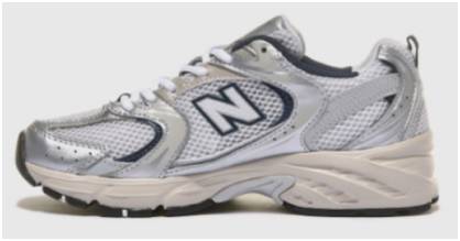 최신 유행하는 뉴발란스 530