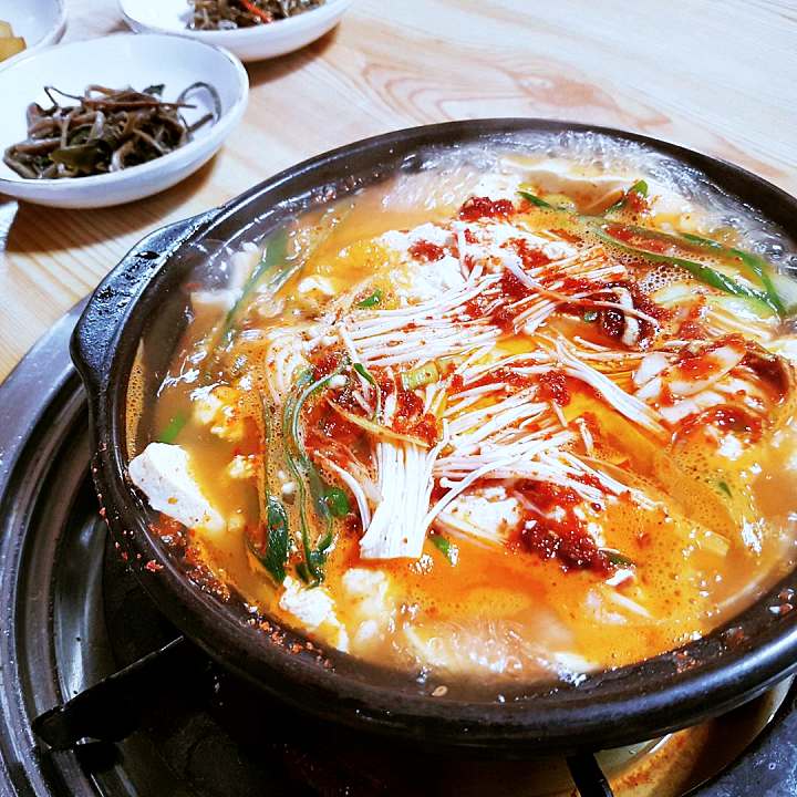 백반기행 임백천 편 촌두부전골 들기름 두부구이 순두부 손두부 양구 맛집 소개