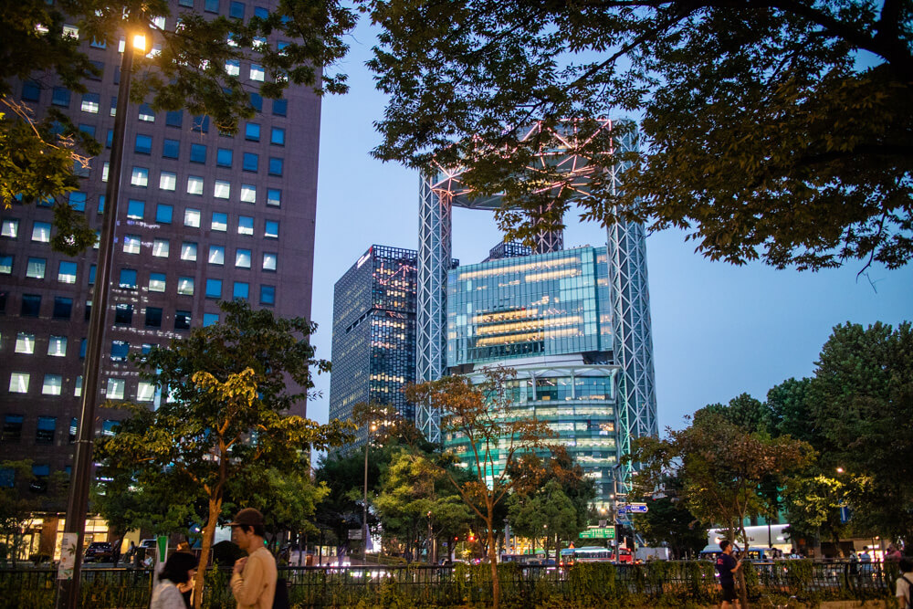 해질녘 따릉이타고 청계천변 주행