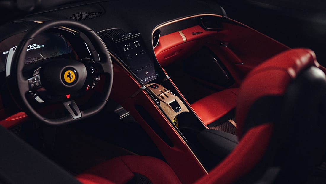 페라리-로마-스파이더-테일러-메이드