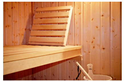 운동 후 회복을 위한 비밀 무기: 냉수욕 vs. 사우나