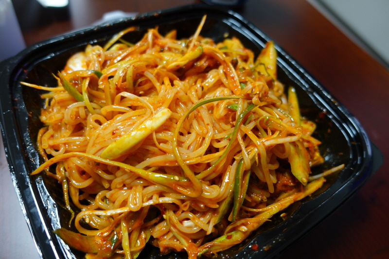 깐부치킨 골뱅이쫄면