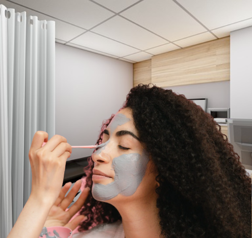 벤토나이트 팩하는 여성