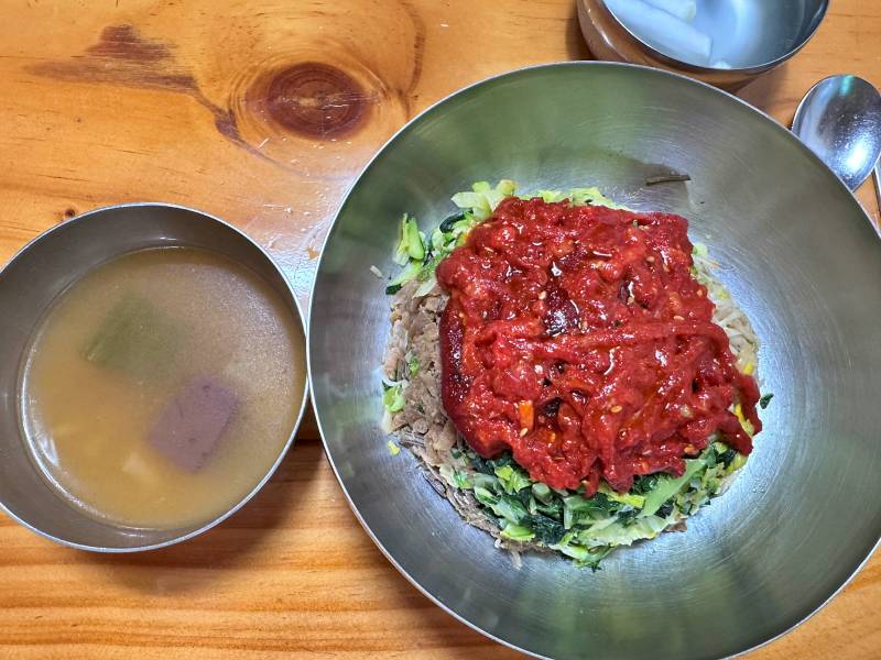 진주 제일식당 육회비빔밥 선지국