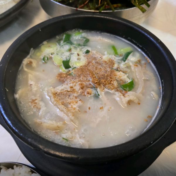 왕곰탕 식당